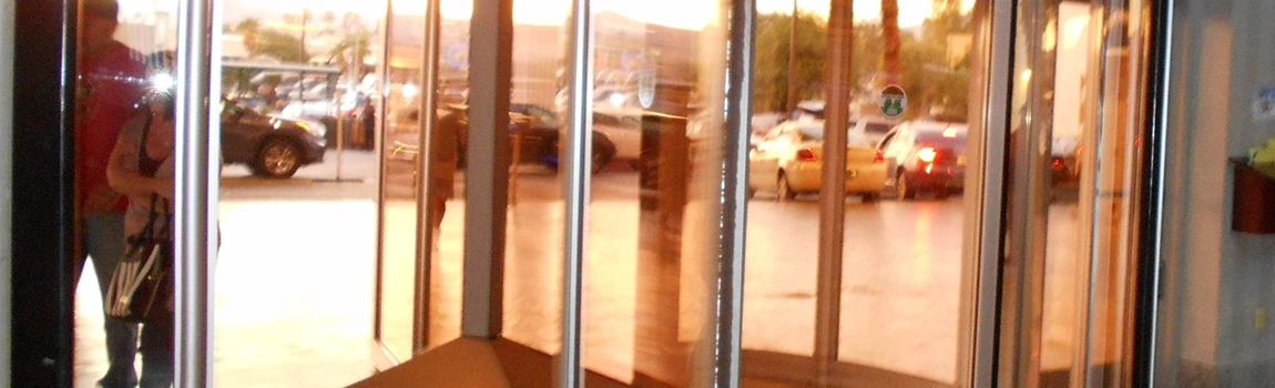 Storefront Glass Repair Cost in Poinciana, FL